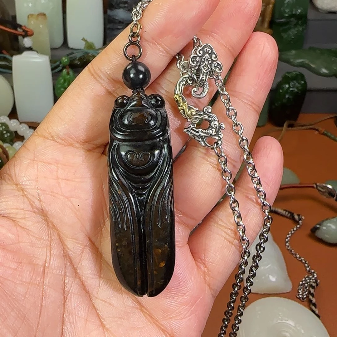 和田玉颈饰未镶嵌