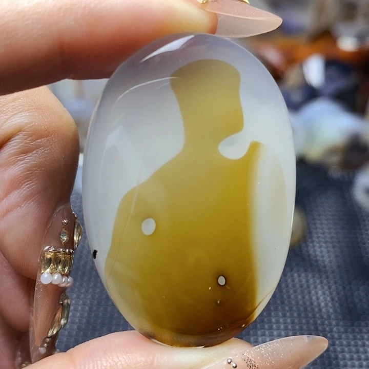 奇***象玛瑙/玉髓未镶嵌珠宝半成品