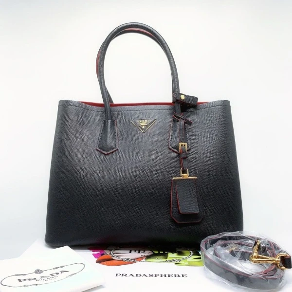 95新/普拉达/包包/市场价26000/250220CZ0029