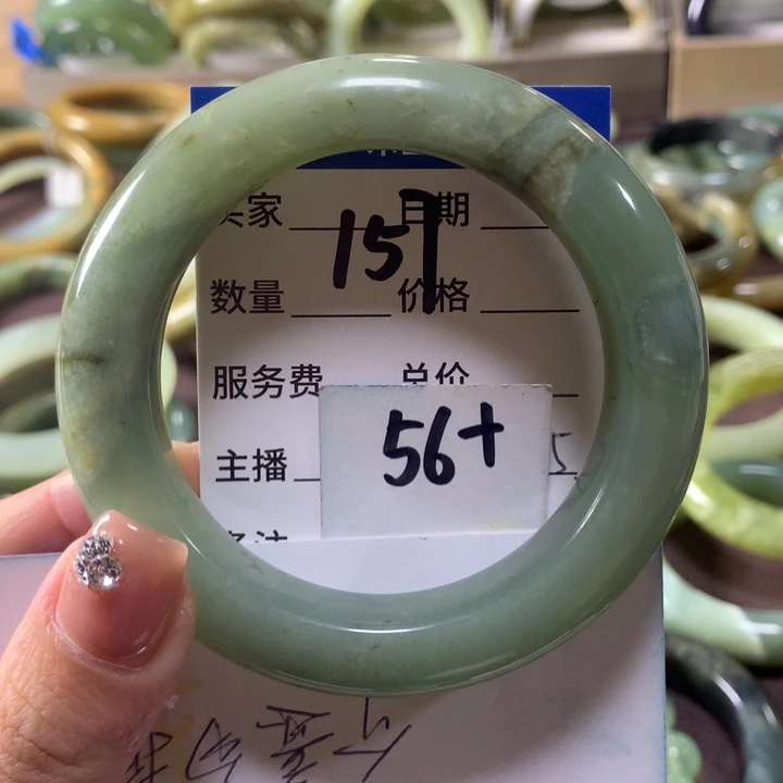 蛇纹石玉未镶嵌手镯157