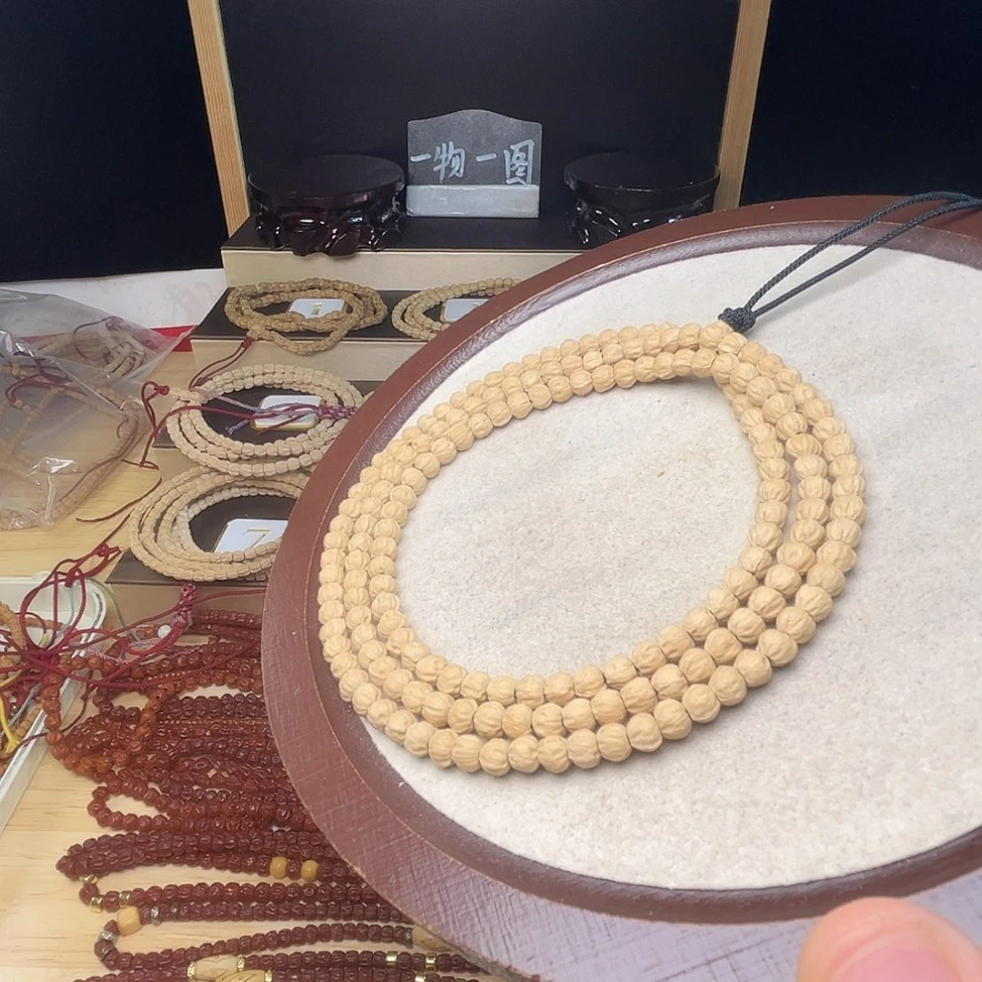 柏香籽/百香籽吊坠?****。