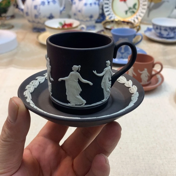紫砂金瓷阁精品瓷器店