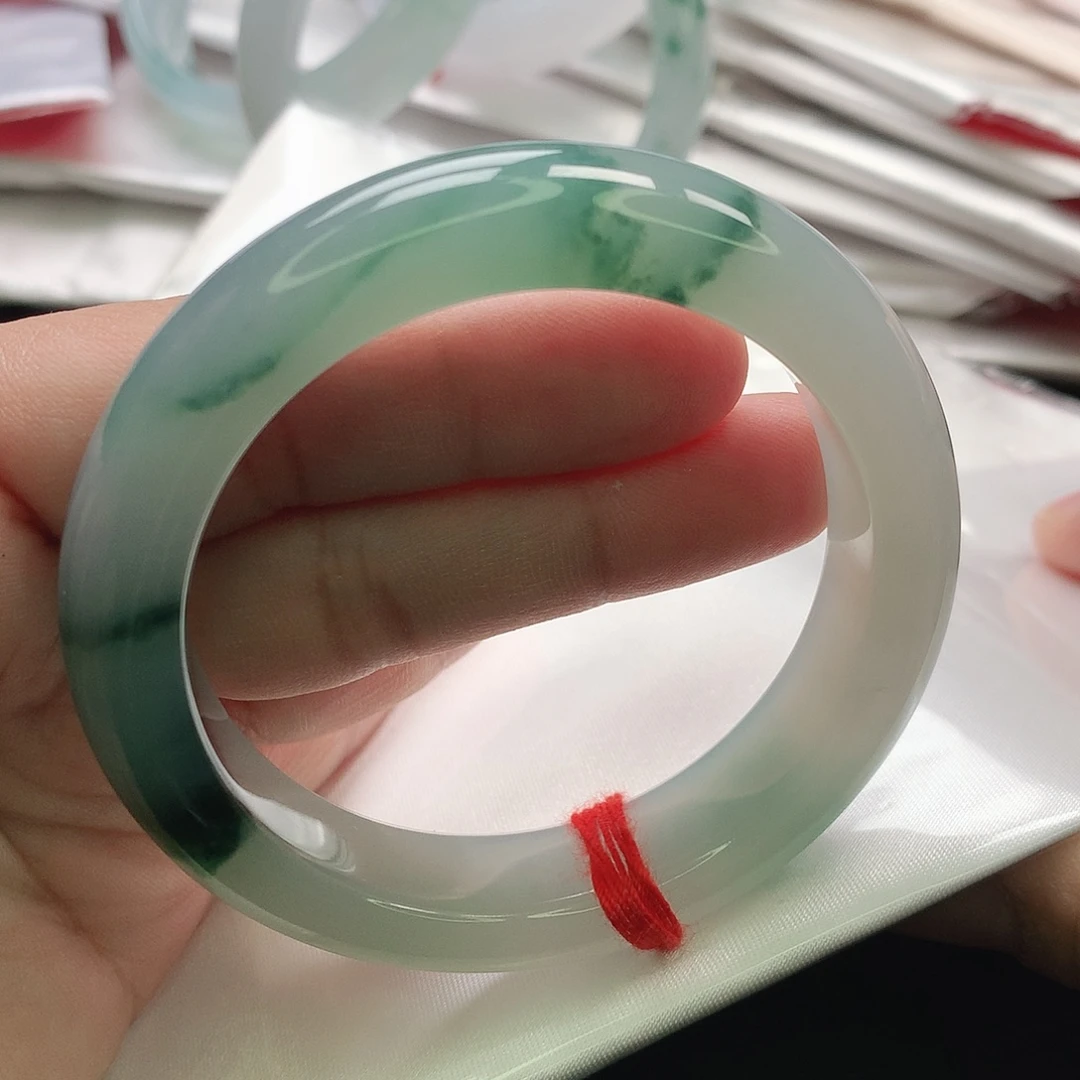 翡翠未镶嵌手镯缅甸53