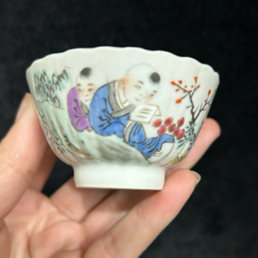 景德镇老瓷厂库存 粉彩人物纹瓜棱杯