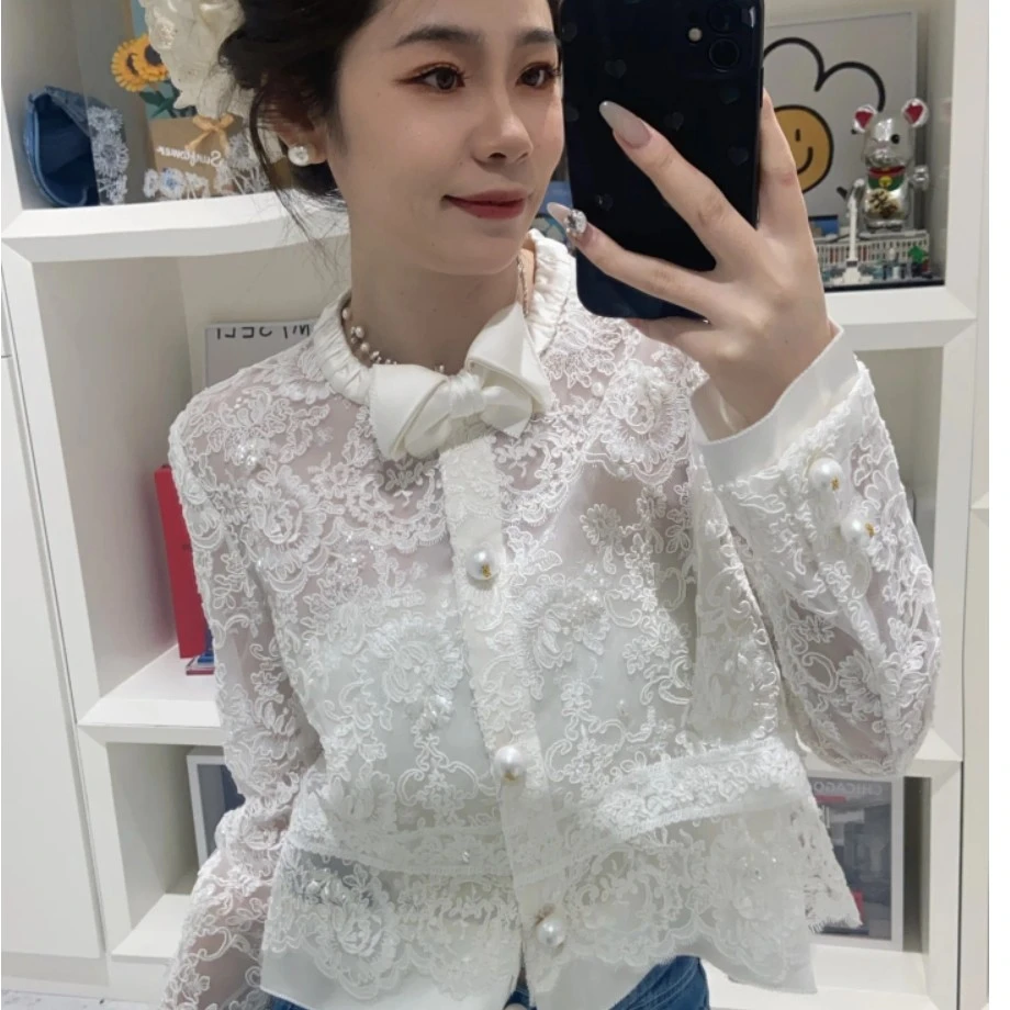 2025夏新款女装时尚蕾丝轻薄钉珠刺绣短款外套上衣LF25X21SC062