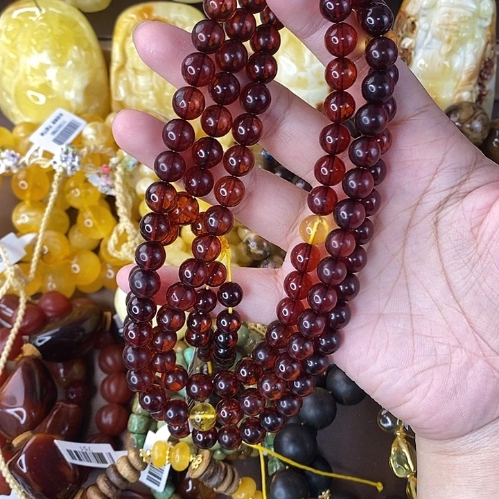 蜜蜡未镶嵌珠宝奇石