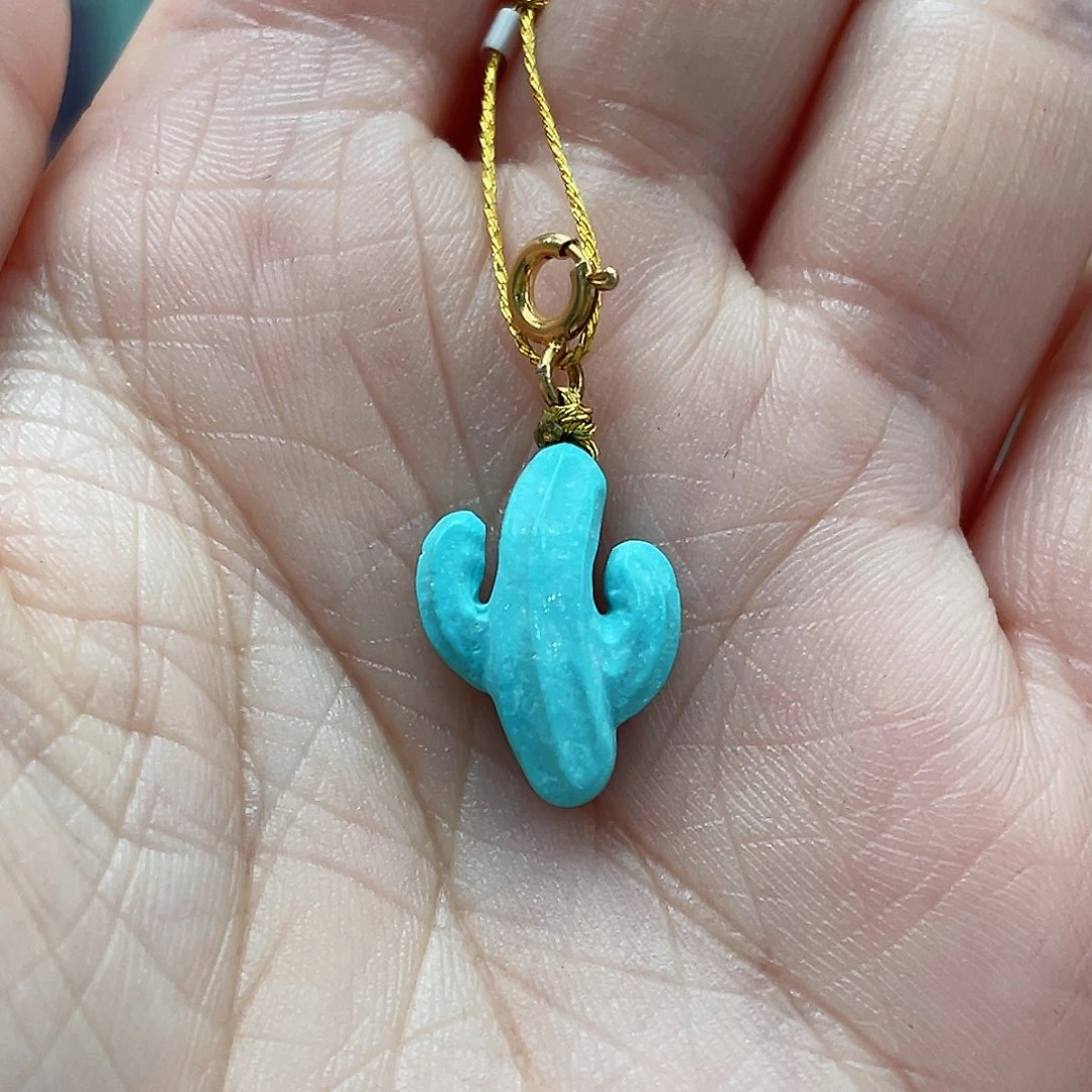 绿松石颈饰未镶嵌