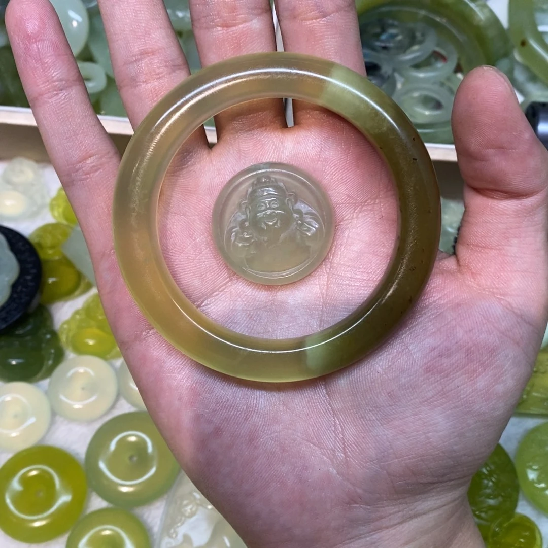 六***六岫玉未镶嵌吊坠(不含链)