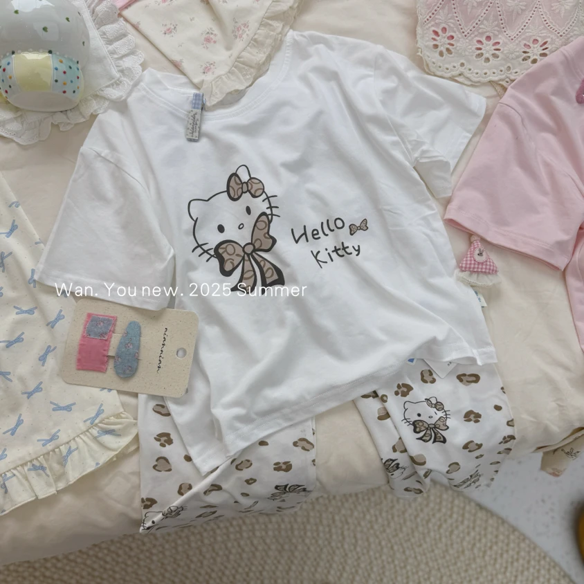 W1-6。3533 豹纹猫咪短袖套装家居服亲子装