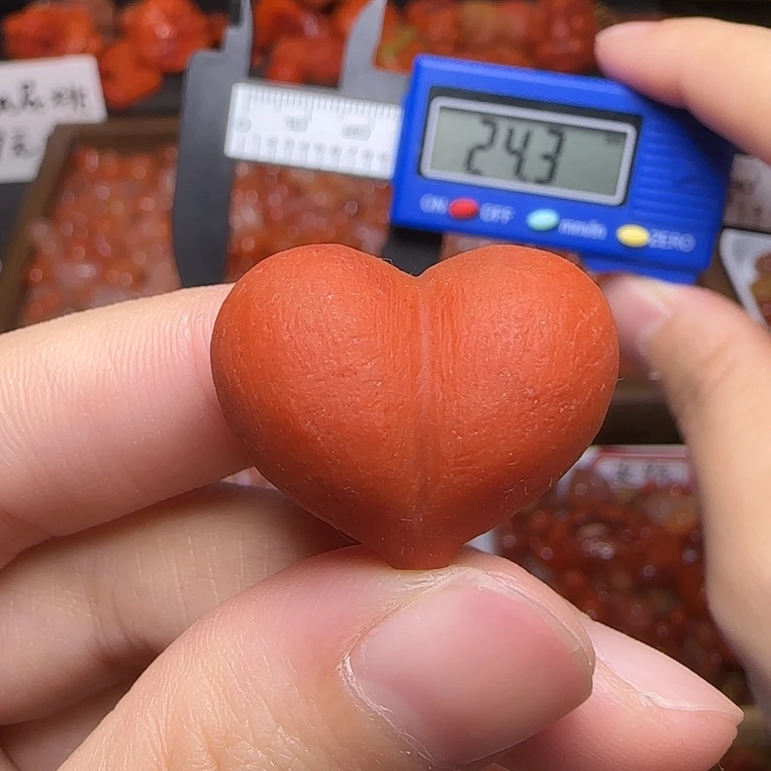 南红玛瑙未镶嵌颈饰