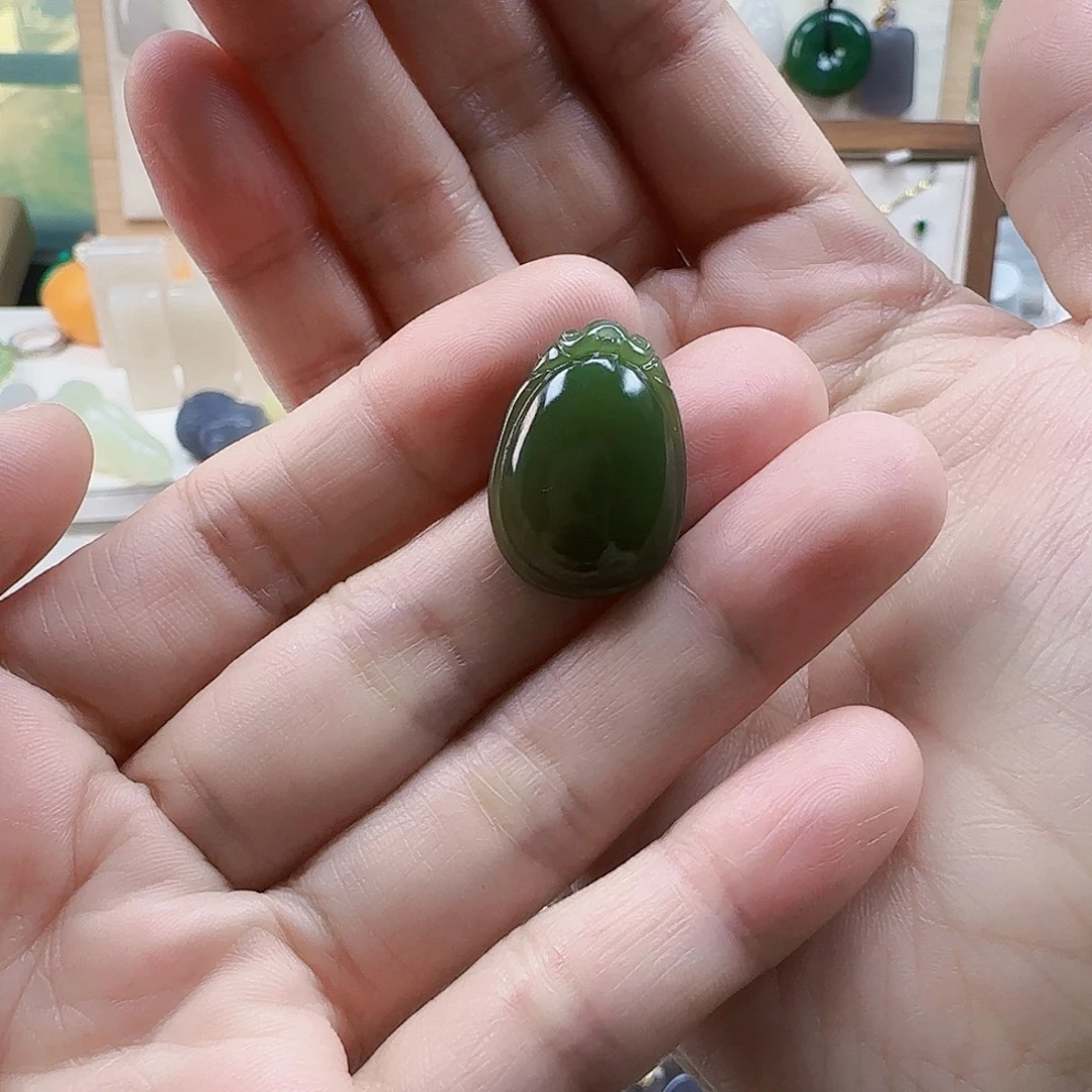 和田玉未镶嵌吊坠(不含链)