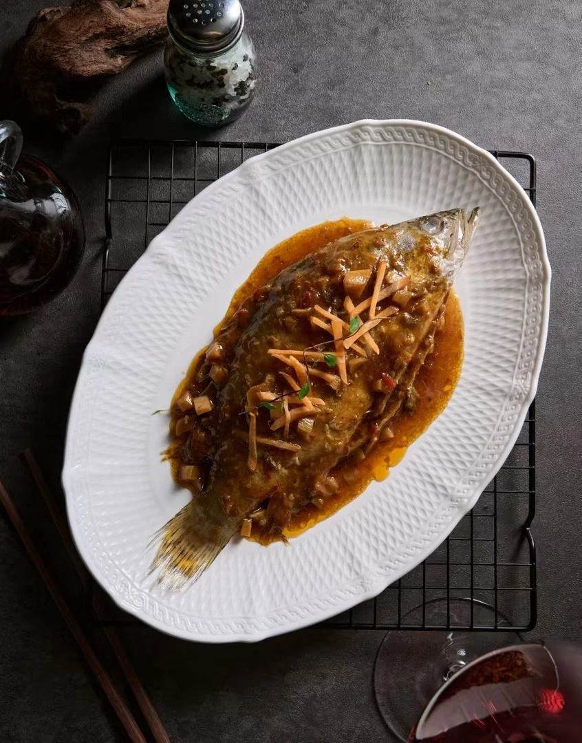 12寸爱丽丝鱼盘 高温白瓷