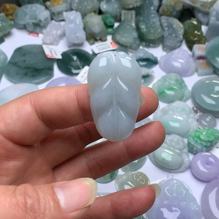 翡翠未镶嵌颈饰天然翡翠