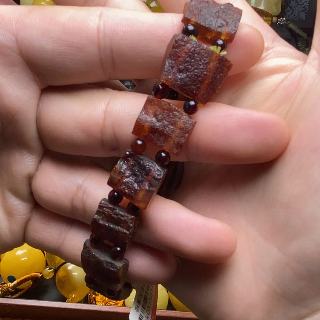 琥珀未镶嵌裸石蜜蜡