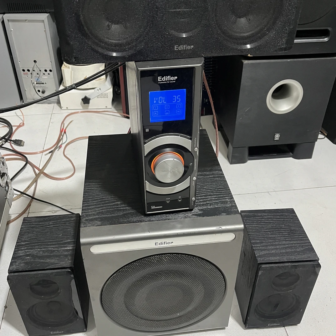 8新 EDIFIER/漫步者 二手 有源音响一套 中置输出没声音 不包邮