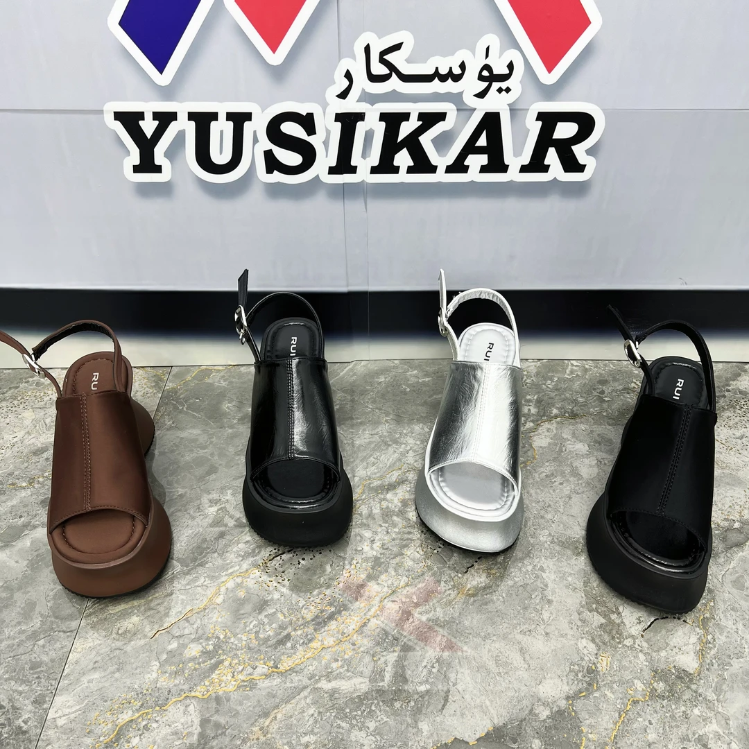 Y10Y M620新款凉鞋推荐