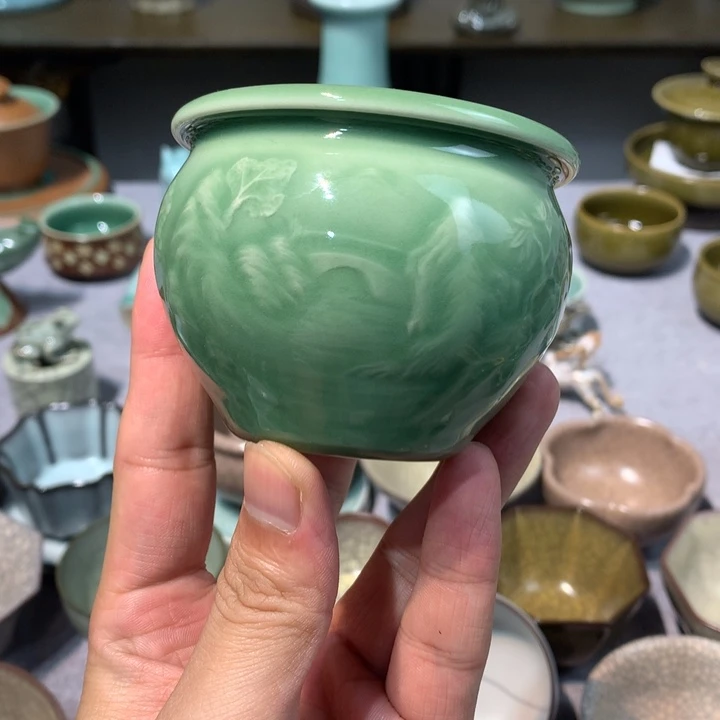 玉***浩龙泉青瓷手工制作