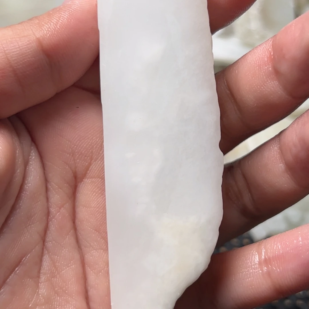 和田玉未镶嵌项链