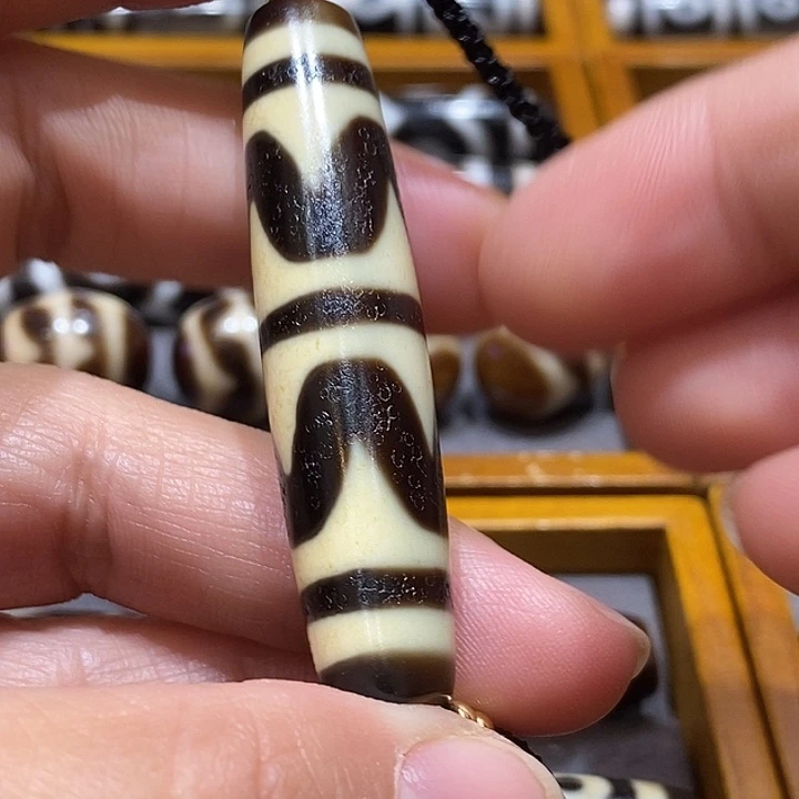 M***夀玛瑙/玉髓未镶嵌珠宝半成品