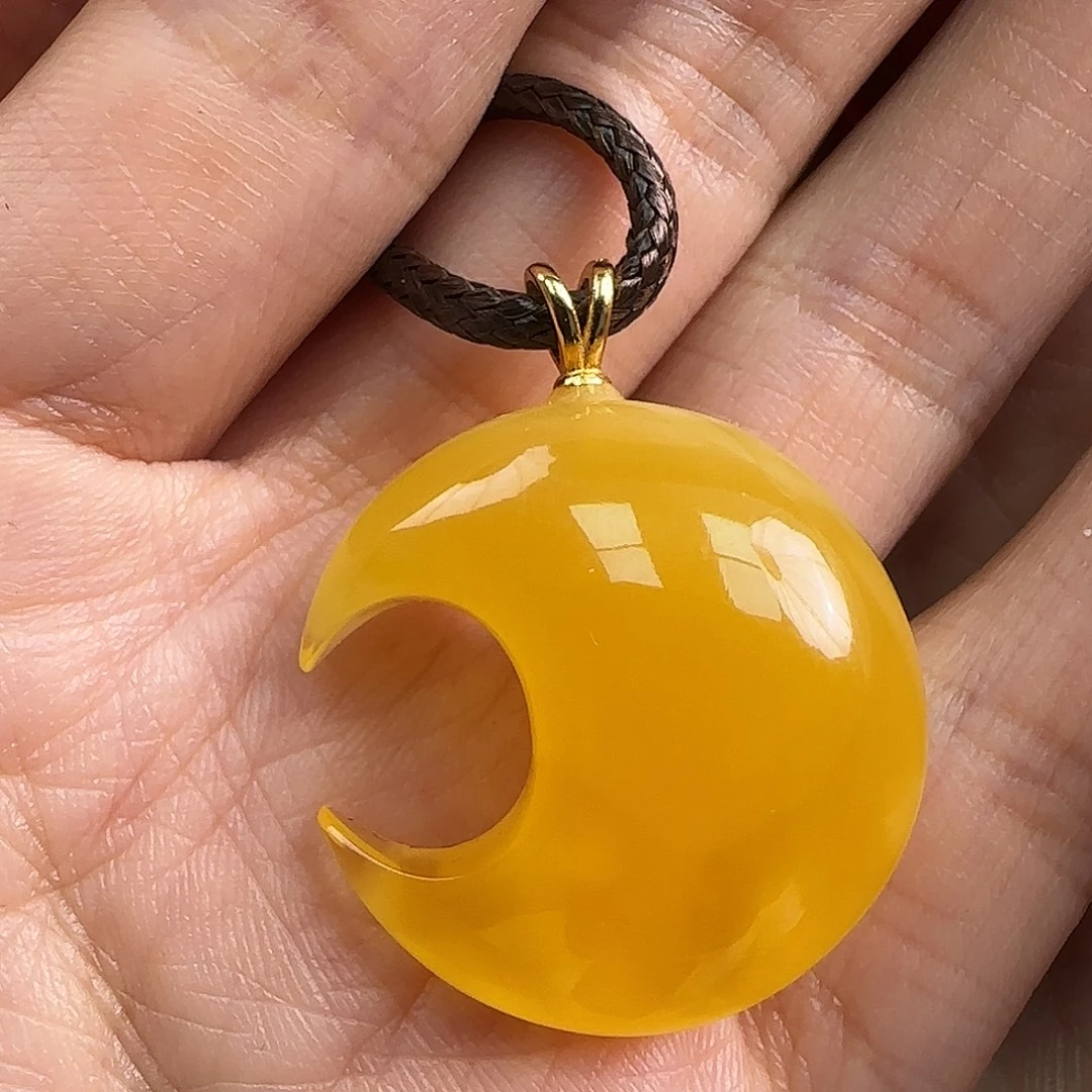 蜜蜡未镶嵌珠宝奇石