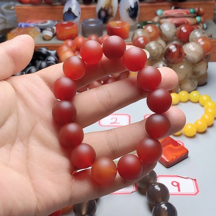 玛瑙/玉髓吊坠(赠链)未镶嵌繁**雨