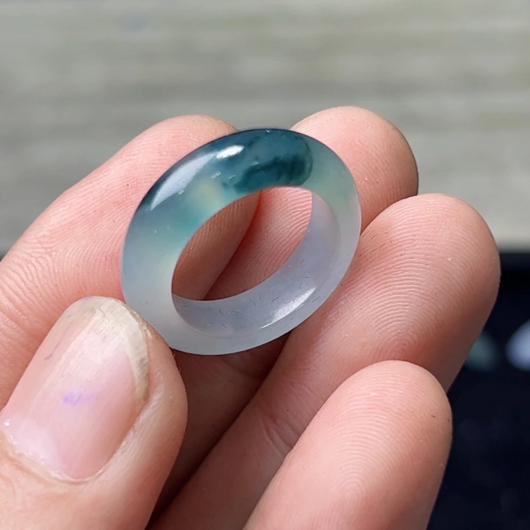 定制翡翠未镶嵌圈口15号