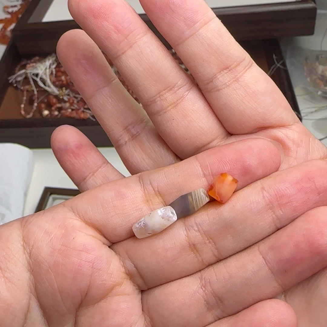 洋***.玛瑙/玉髓合金珠宝奇石