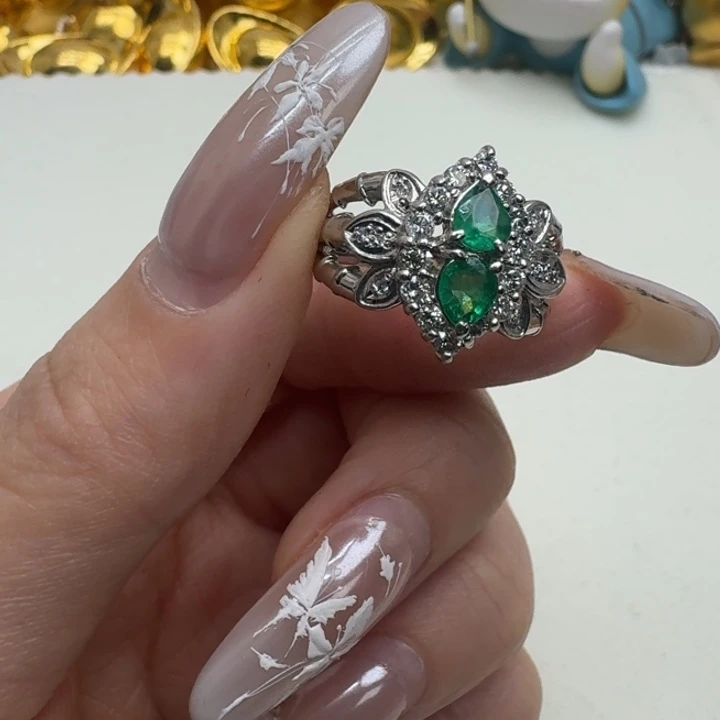 祖母绿戒指未镶嵌