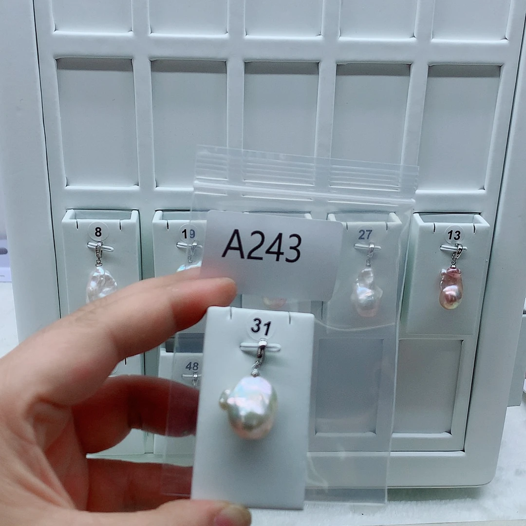 淡水珍珠吊坠(不含链)合金