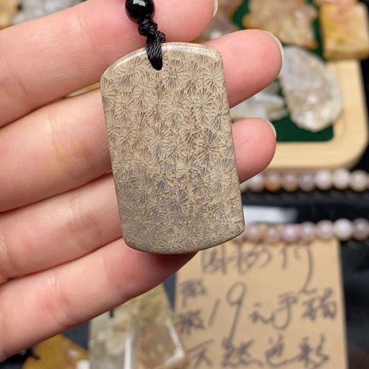 硅化珊瑚（珊瑚玉）手镯未镶嵌