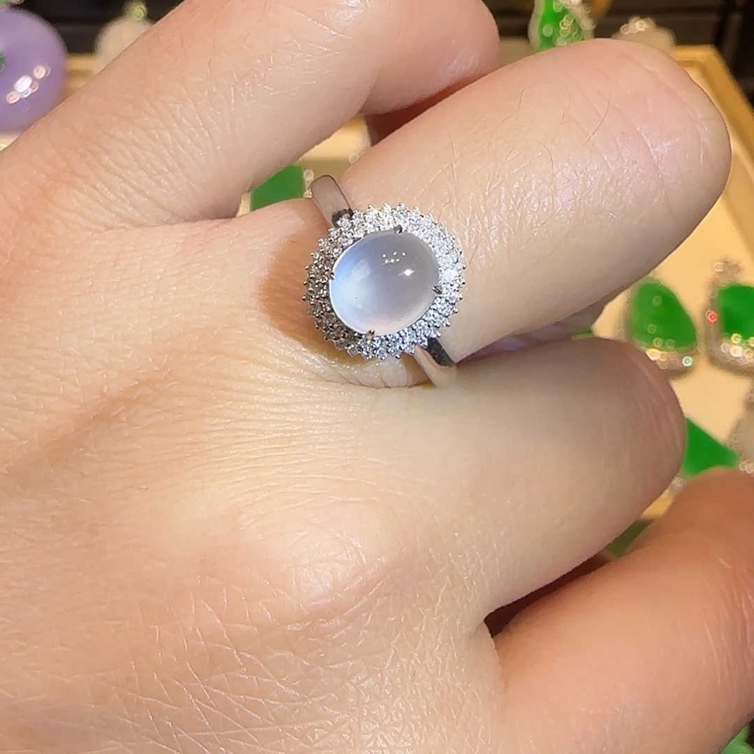 翡翠18K金镶嵌戒指