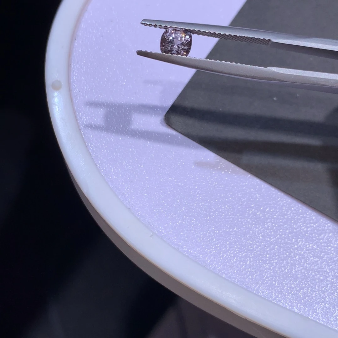 尖晶石裸石0.83克拉