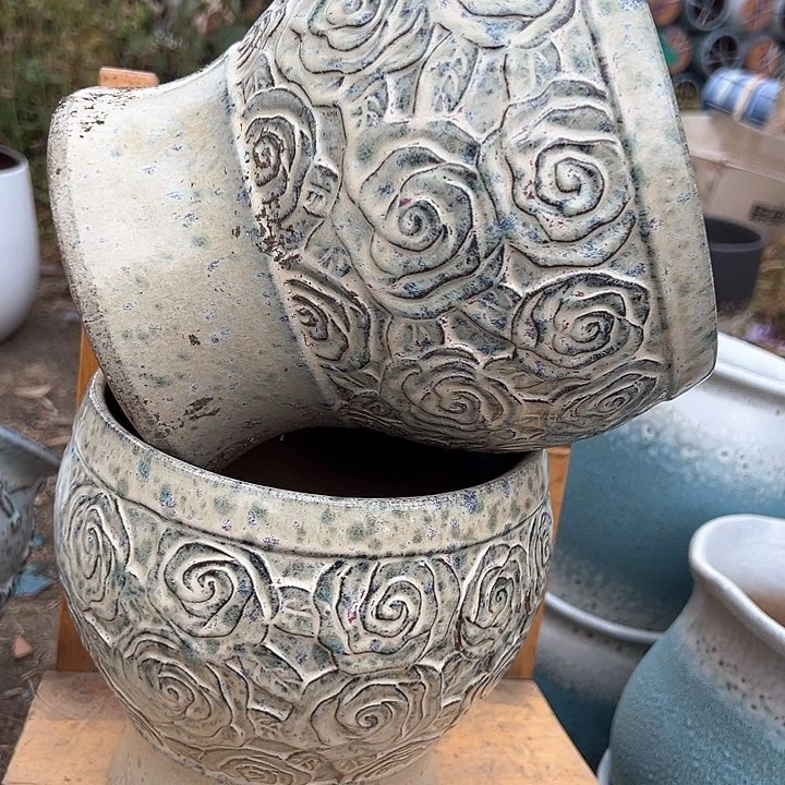 紫砂花盆口18高20。。。。。。。。。。