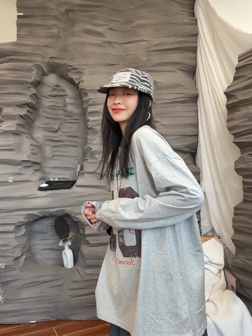 （05号）圆领字母图案宽松长袖T恤休闲