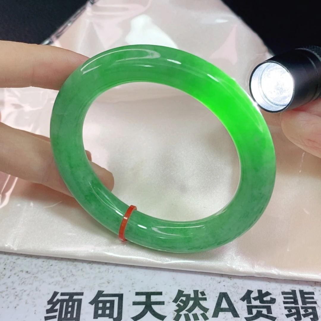 未镶嵌手镯翡翠53.5圆镯