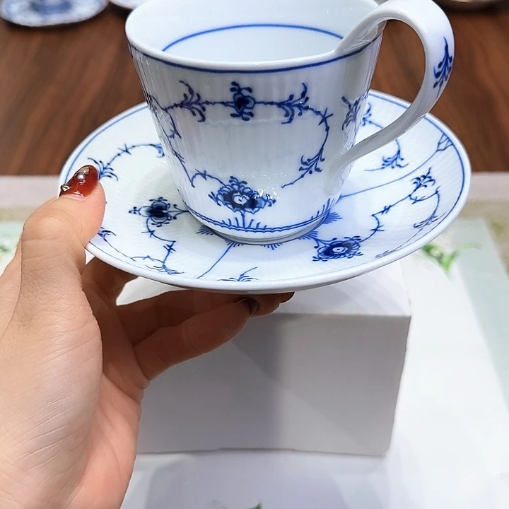 瓷片杯子杯子杯子水杯杯子水杯