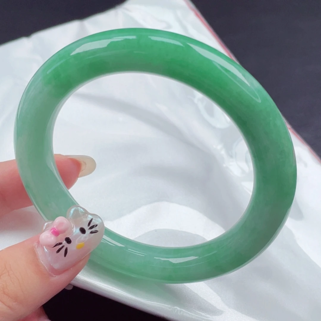 翡翠未镶嵌手镯57圆条