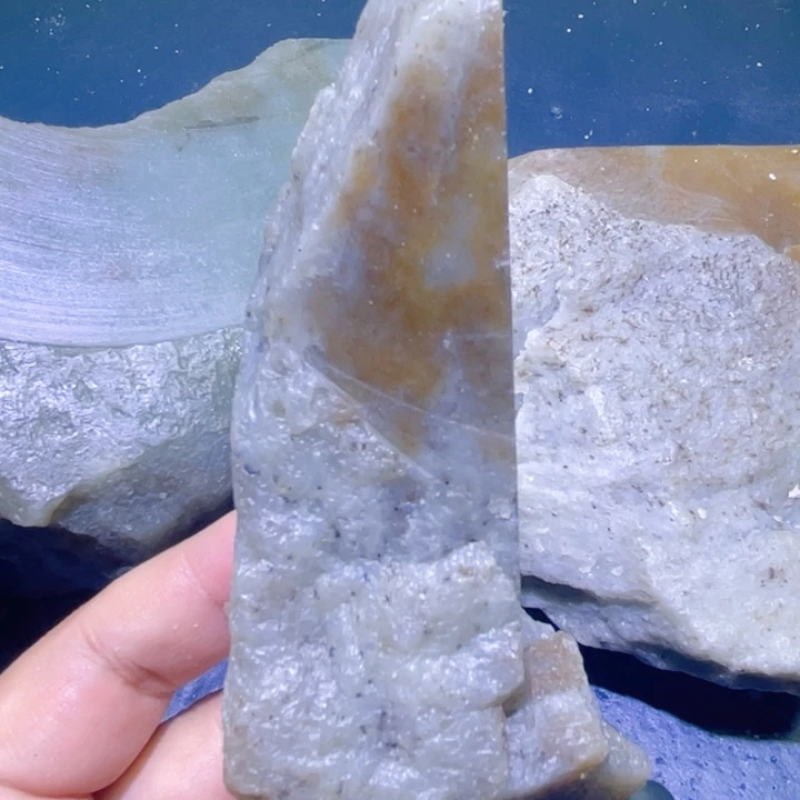 和田玉未镶嵌珠宝半成品