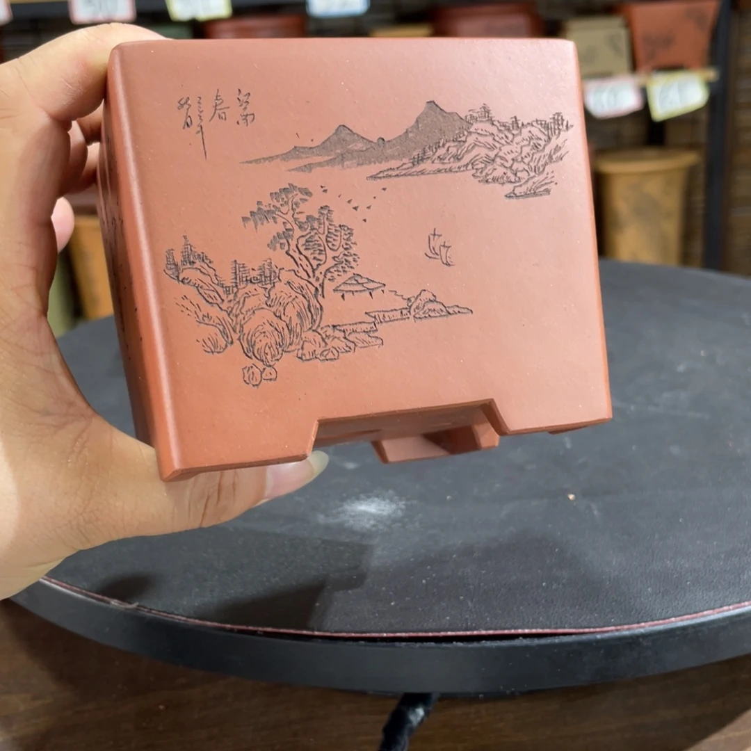 紫砂花盆紫砂花盆在这里