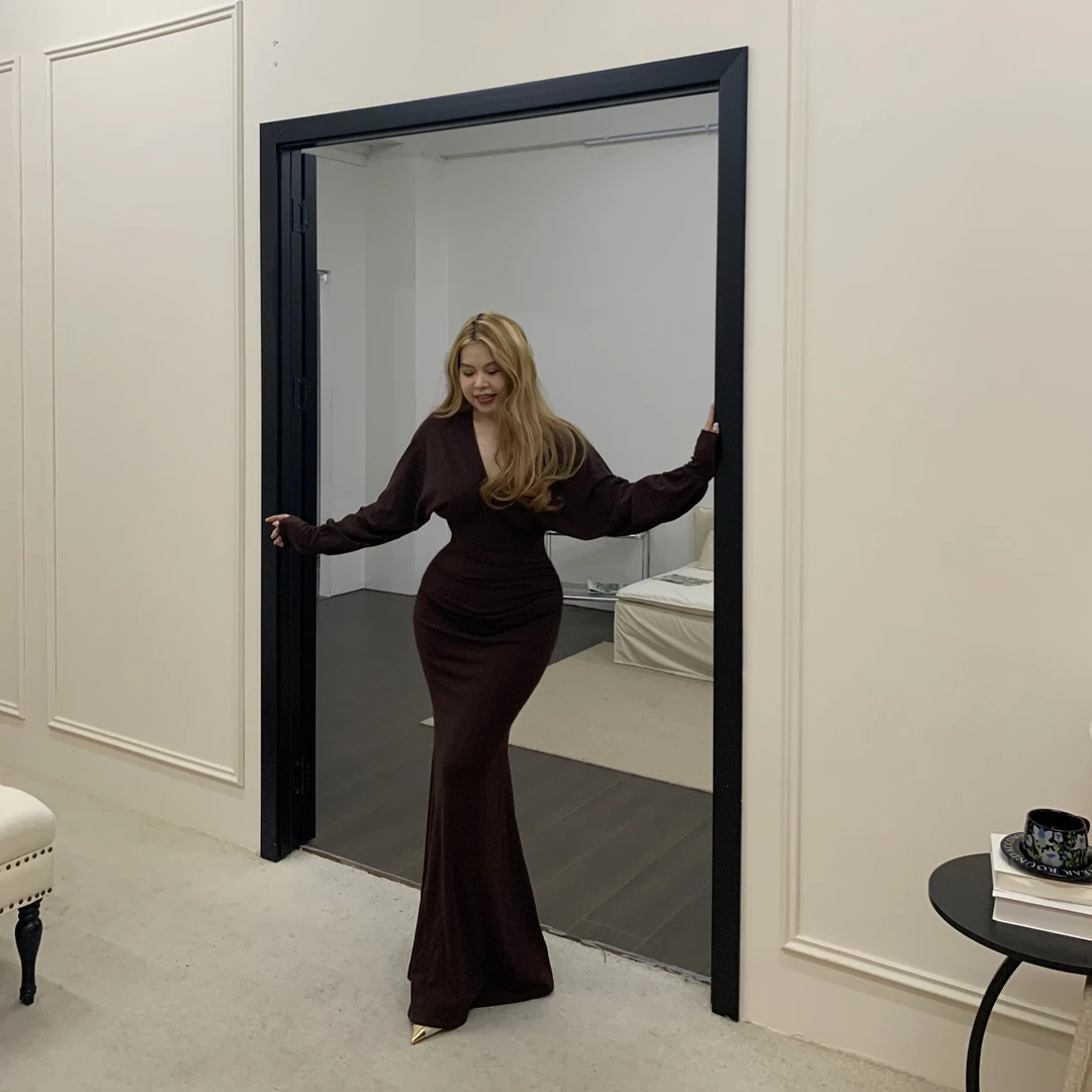 摩卡慕斯 收腰气质遮肉显瘦长袖磨毛连衣裙女G037/G053