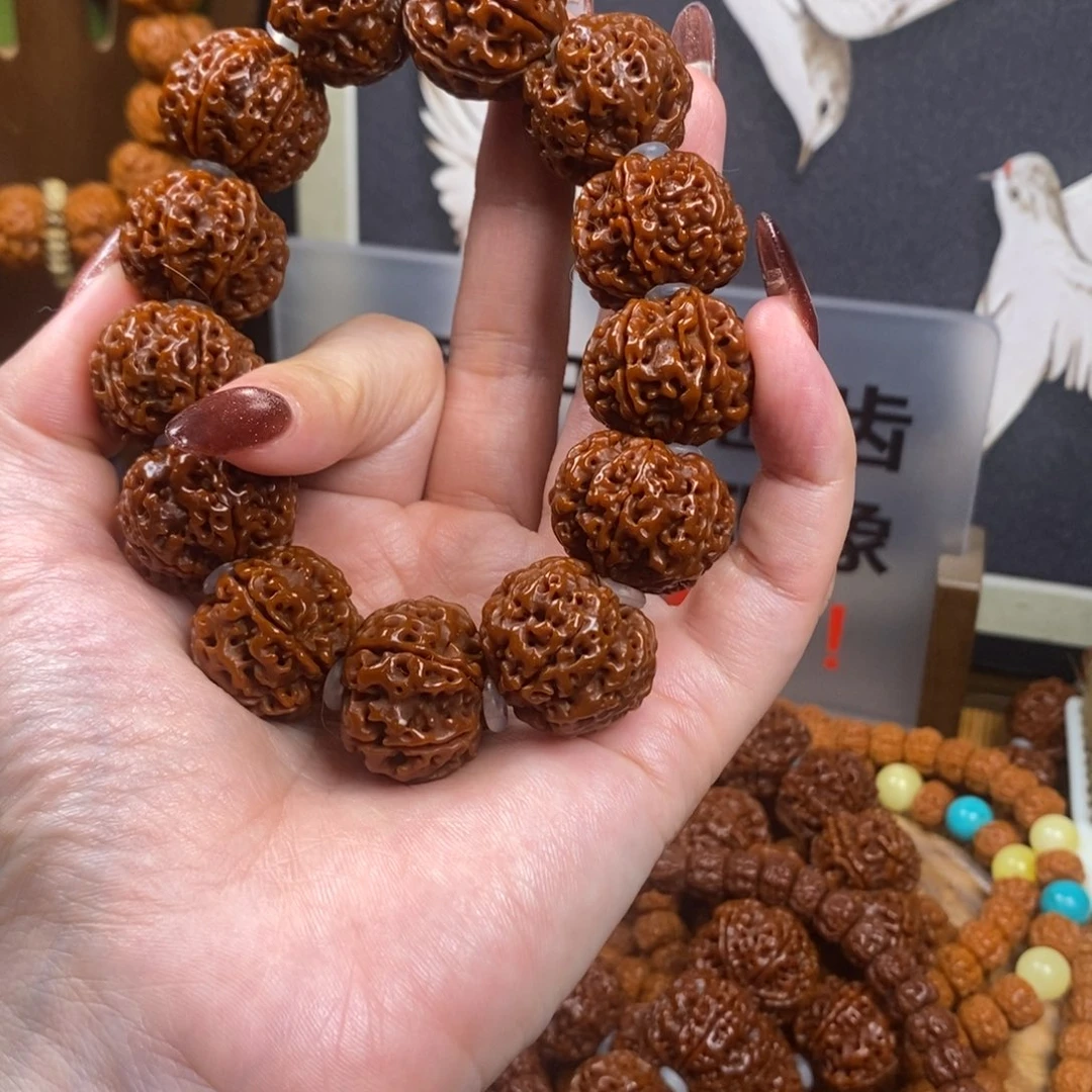 吊坠金刚菩提226。 13颗。