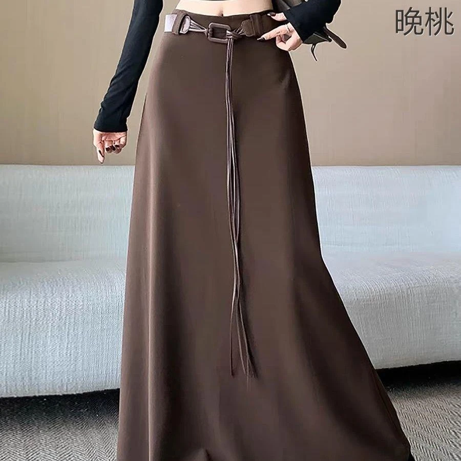 时尚洋气套装裙女2025早秋新款设计感显瘦T恤上衣半身裙两件套潮