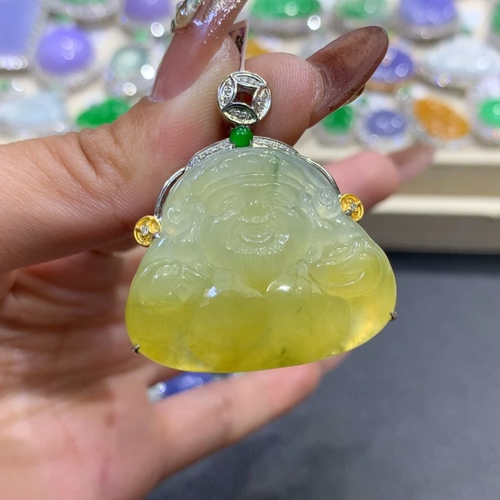 翡翠颈饰18K金镶嵌翡翠