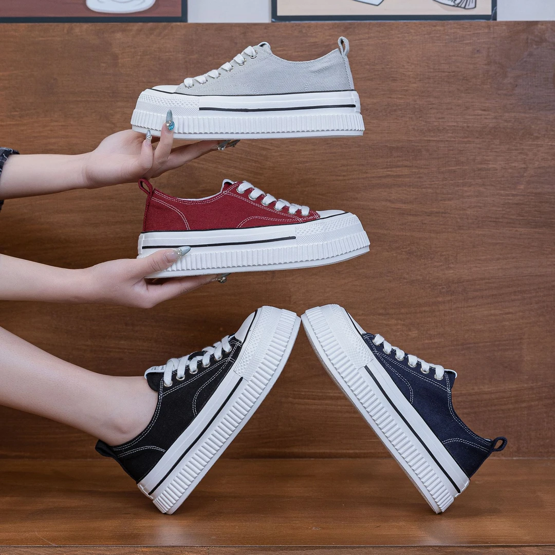 厚底包头增高帆布鞋女2025春新款系带松糕底时尚休闲百搭小白鞋
