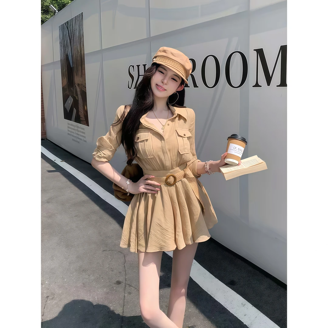 复古高级感翻领衬衫连衣裙女秋季新款收腰甜美显瘦百褶A字短裙子