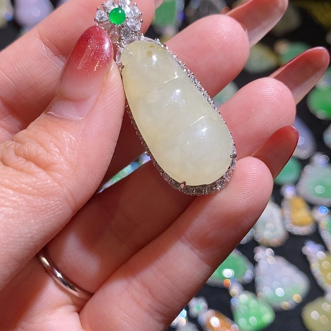 翡翠银S925镶嵌颈饰天然翡翠