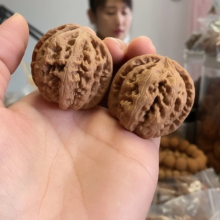 把件文玩核桃41粗筋尖黄