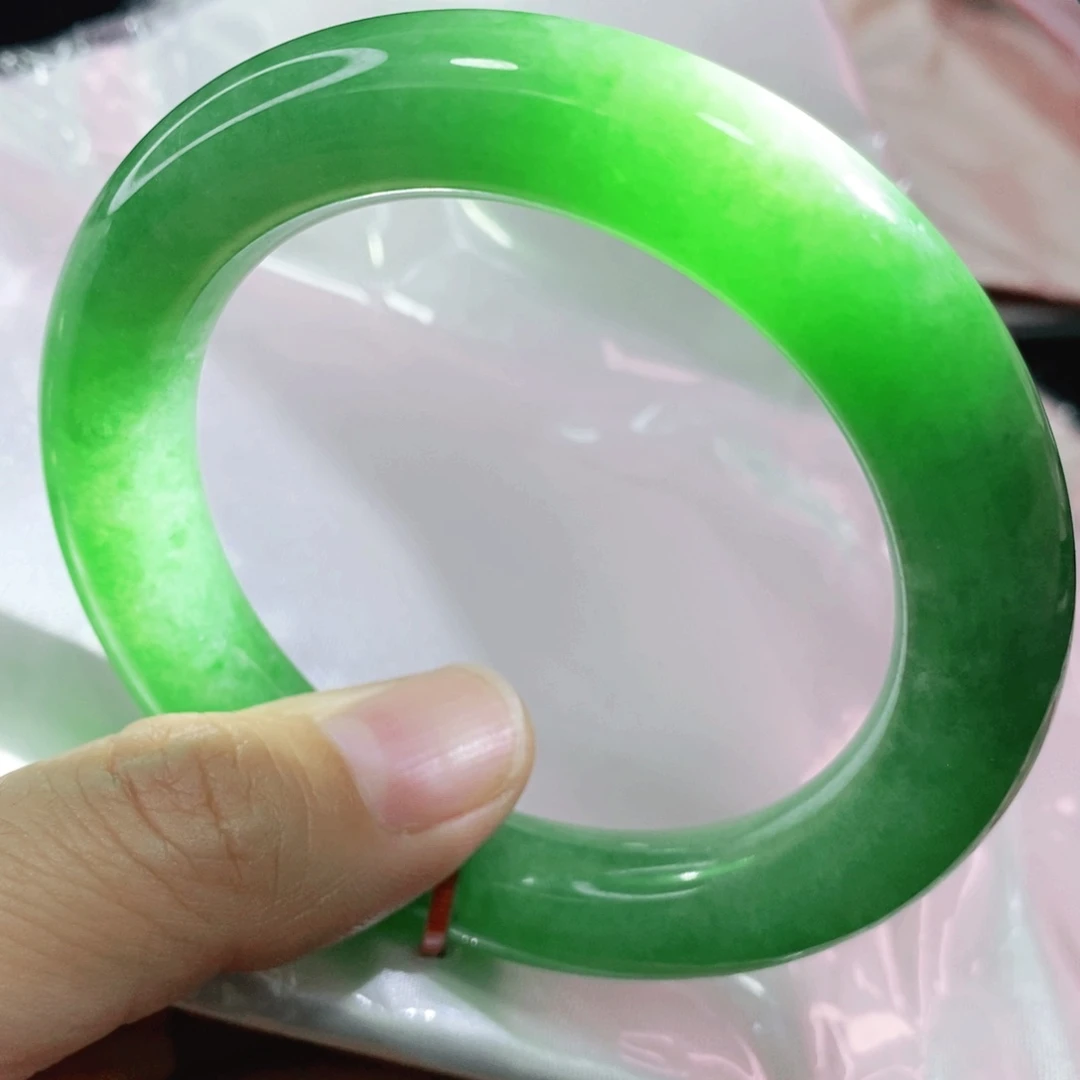 未镶嵌手镯翡翠55.8圈口圆条