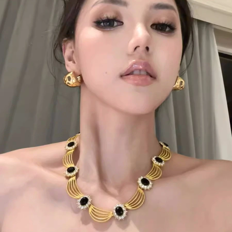 铜合金项链 复古欧美风项链女轻奢宫廷风金色镂空锁骨链