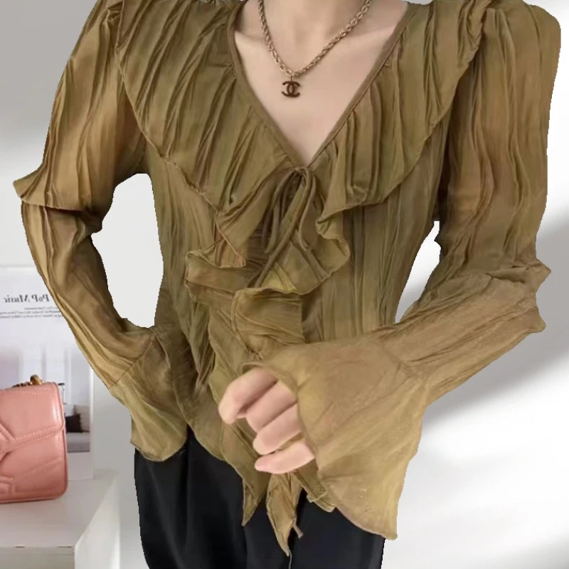 法式洋气荷叶边衬衫女小众设计高端时尚衬衣气质显瘦V领仙气